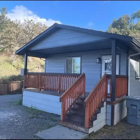 Villa New, Fun-Size Benbow House! Garberville Esterno foto